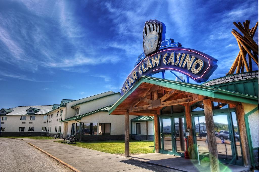 Bear Claw Casino & Hotel Kenosee Park Exterior photo